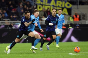 Brujaće Italija o penalu, Konte izbačen, a Mektominej sprečio Inter da odmakne u šampionskoj trci